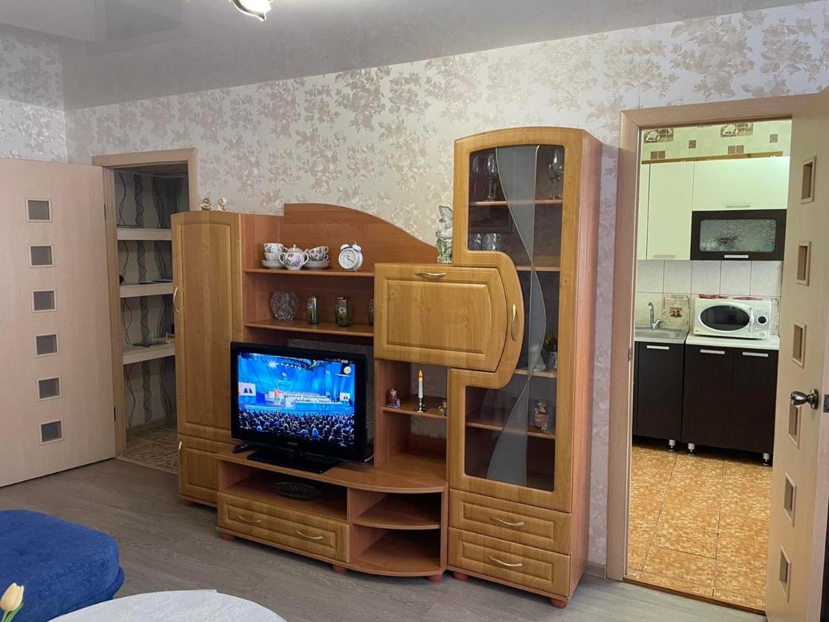 Apartment on Kommunisticheskaya Polazk Exterior foto